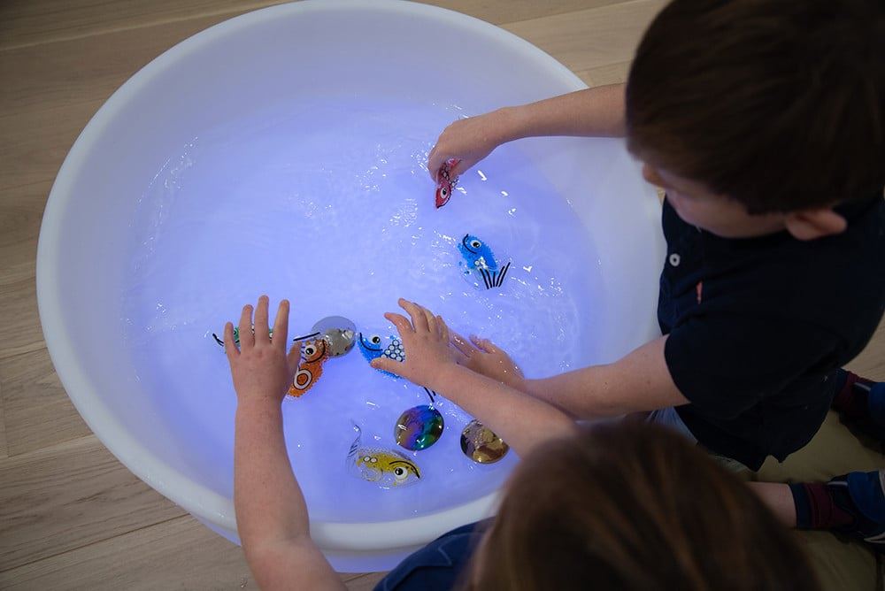 Sensory mood water table